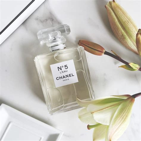 chanel l eau 5 review|chanel no 5 l'eau review.